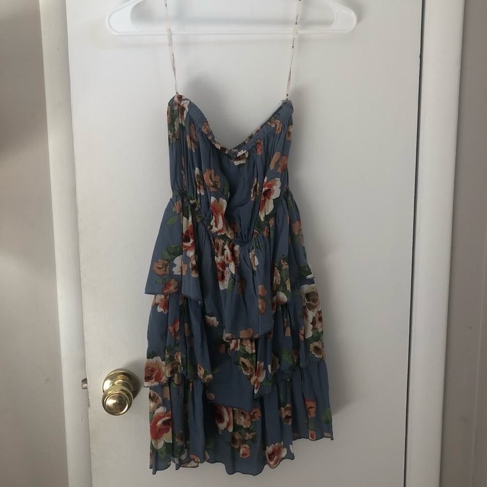 Floral strapless dress